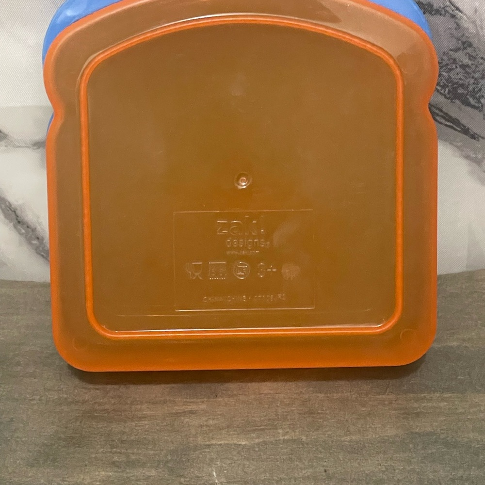 Star Wars Blue Food Storage Container - Picture 4 of 5